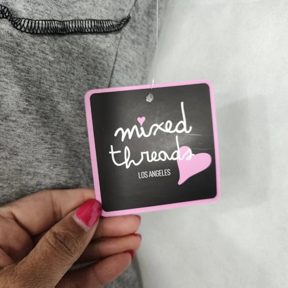 Mixed Threads Bodysuit Women Size M Heather Gray Short Sleeve NEW - Picture 4 of 6